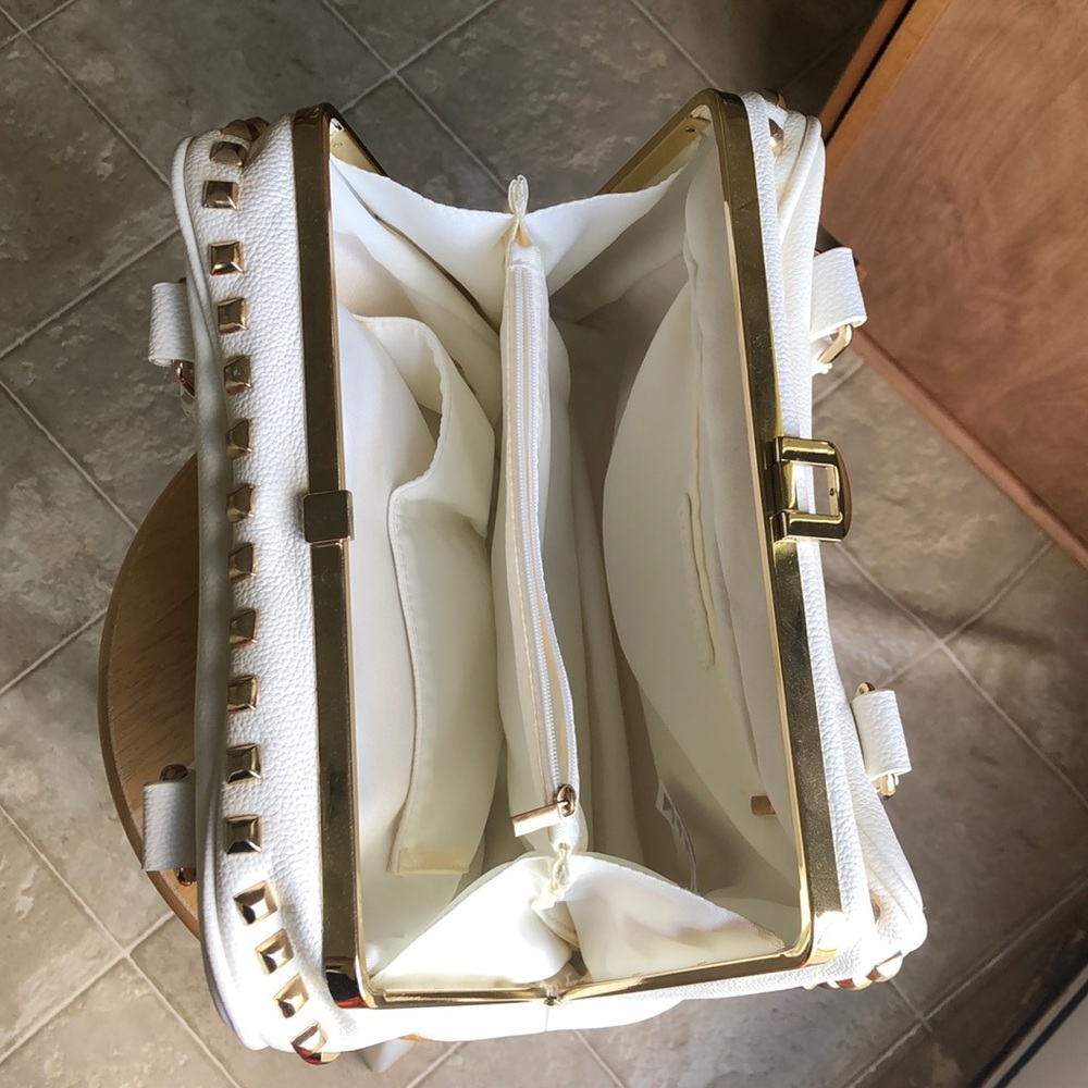 White Pleather Forever 21 Purse - Picture 2 of 3